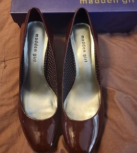 Steve Madden Getta Platform Pumps - Size 9 1/2 Wine